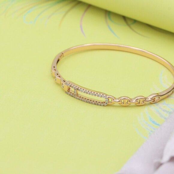 Elegant Rose Gold Bangle with Crystal-Studded Elongated Frame, XPBL0452 - Picture 7 of 12